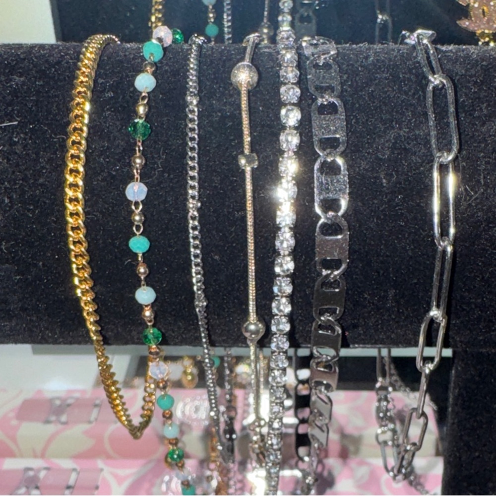 ANKLETS!